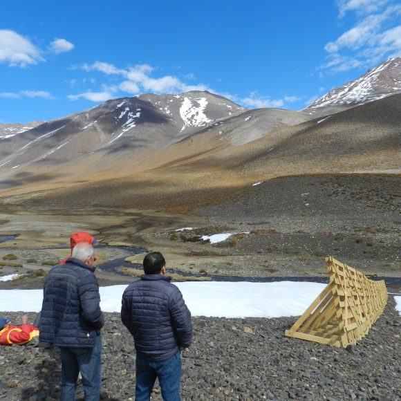 Con realidad virtual entregan resultados de proyectos sobre recursos hídricos: Presentan barreras que reducen pérdida de nieve e inéditos pozos de medición de reservas de agua en la cordillera