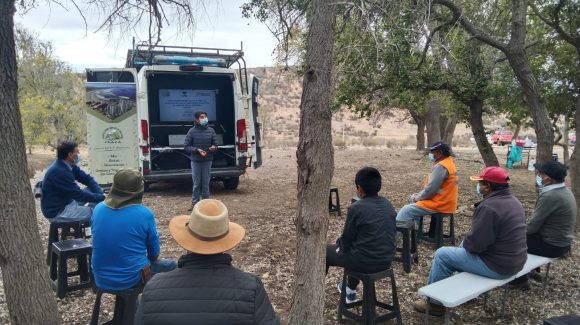 En comuna de Canela informan sobre proyecto que plantea el uso de la niebla por parte de comunidades agrícolas