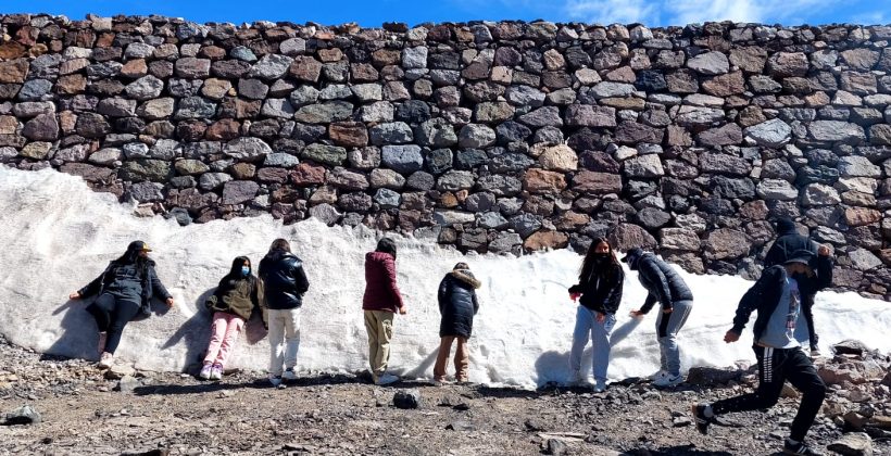 Proyecto “En busca de los hielos del Elqui” enseña a estudiantes a valorar su territorio