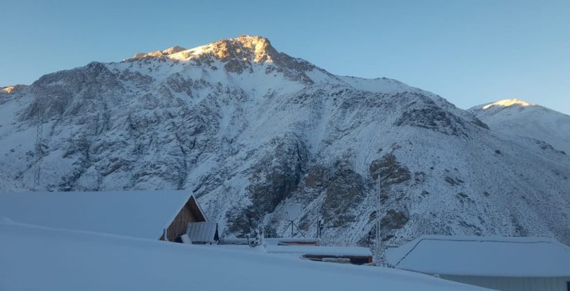 La red de monitoreo participativo que registró los montos de nieve caída en 15 sitios de la Región de Coquimbo
