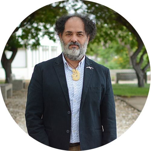 Dr Carlos Olavarría (perfil institucional)
