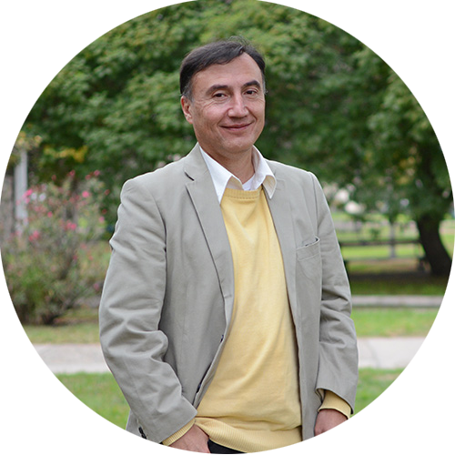Dr. Jaime Cuevas